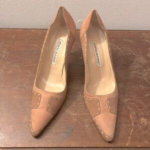 Manolo Blahnik pink/tan suede pumps. Size 8 (38.5 Euro)